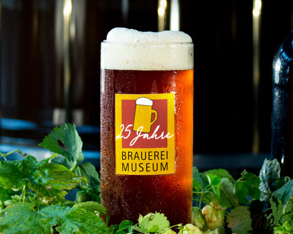 25 Jahre Bayerisches Brauereimuseum: Jubiläumsbier in der Gläsernen Museums-Brauerei brauen