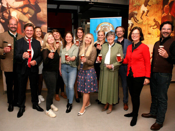 Wahl zur Bayerischen Bierkönigin: Begrüßung Ehrengäste